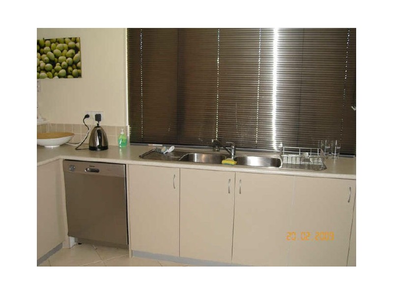 18 Tranquility Way, Halls Head WA 6210