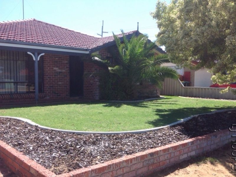 74 Exchequer Avenue, Greenfields WA 6210