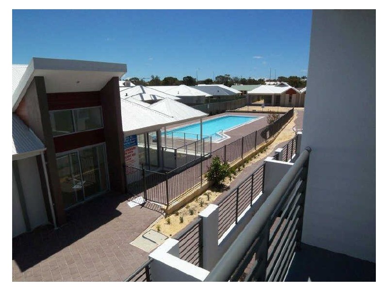 14/5 Bower Drive, Erskine WA 6210