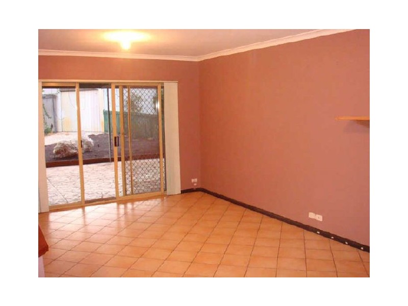 9 Coppercups Avenue, Halls Head WA 6210