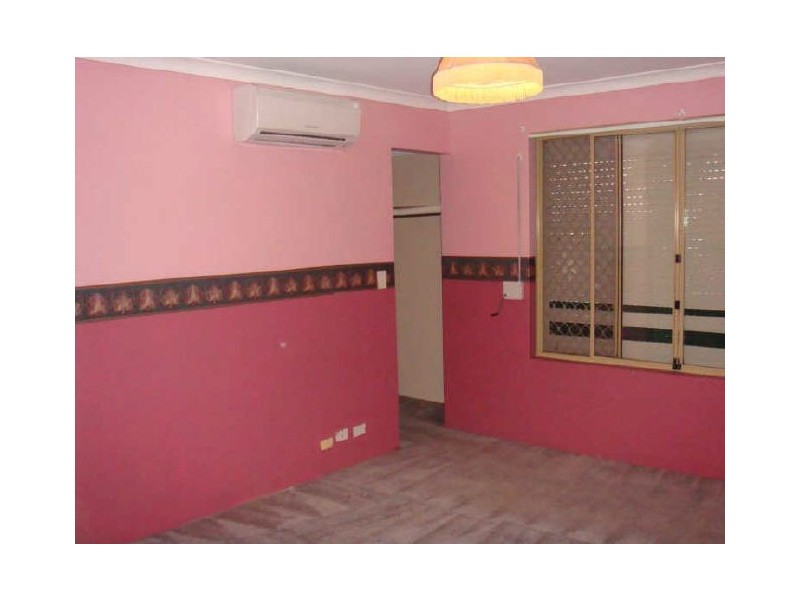 9 Coppercups Avenue, Halls Head WA 6210