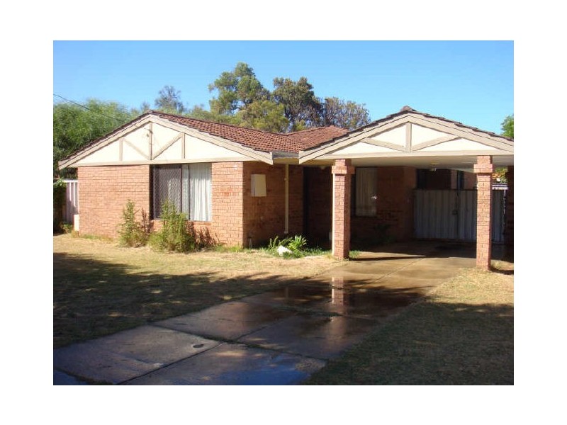 8 Warbrook Ave, Coodanup WA 6210