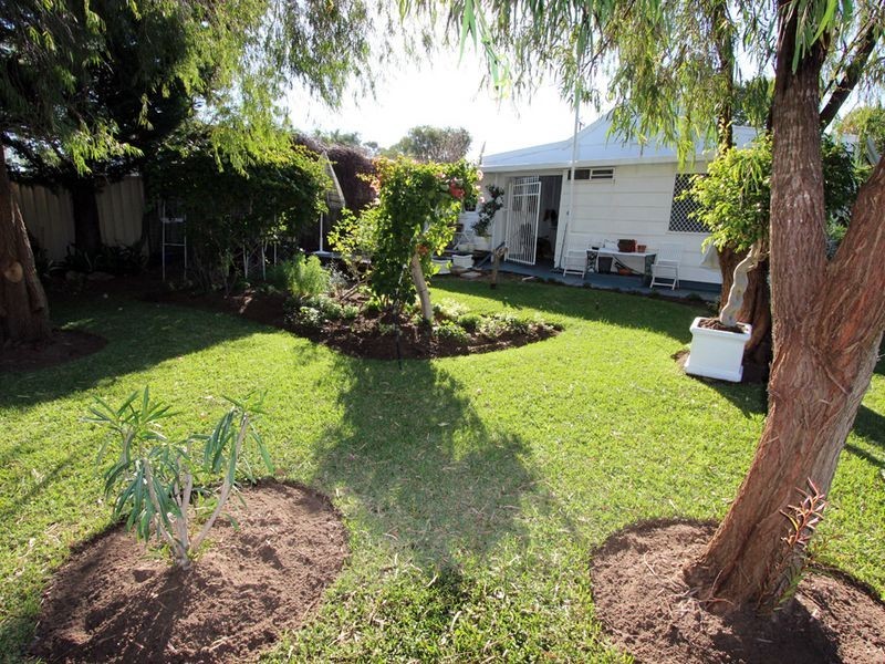 43 Wyeree Road, Mandurah WA 6210