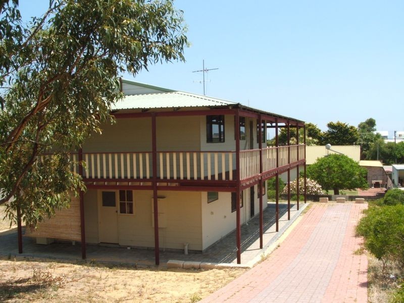 22 Selene Way, San Remo WA 6210