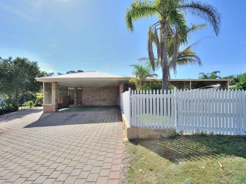 9 Waldron Boulevard, Greenfields WA 6210