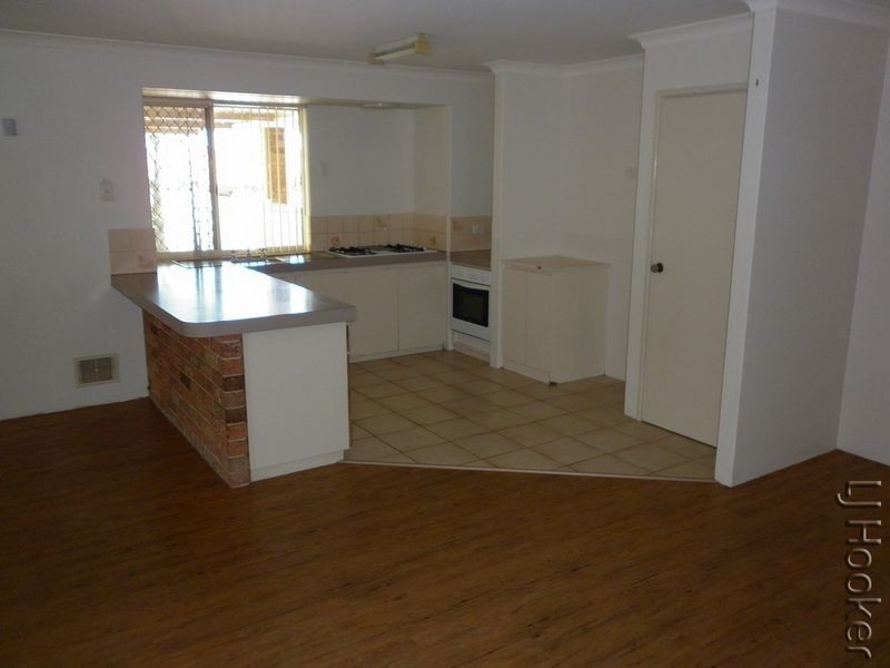 9 Waldron Boulevard, Greenfields WA 6210