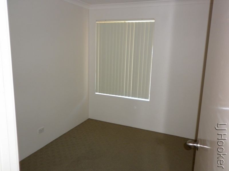 9 Waldron Boulevard, Greenfields WA 6210