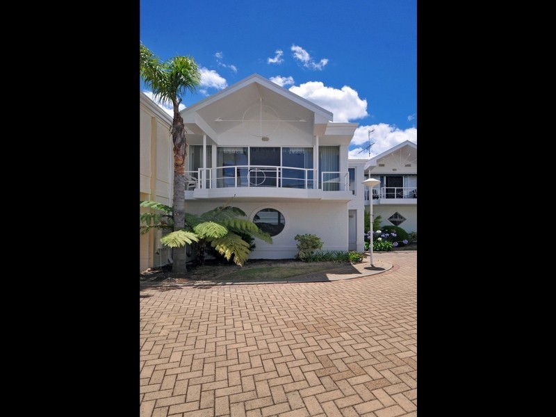 28/1-3 Leslie Street, Dudley Park WA 6210