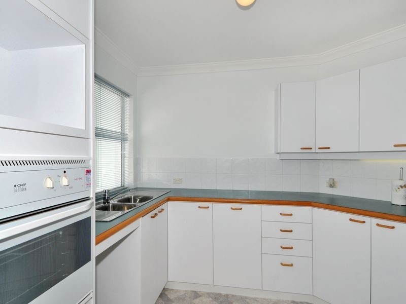 28/1-3 Leslie Street, Dudley Park WA 6210