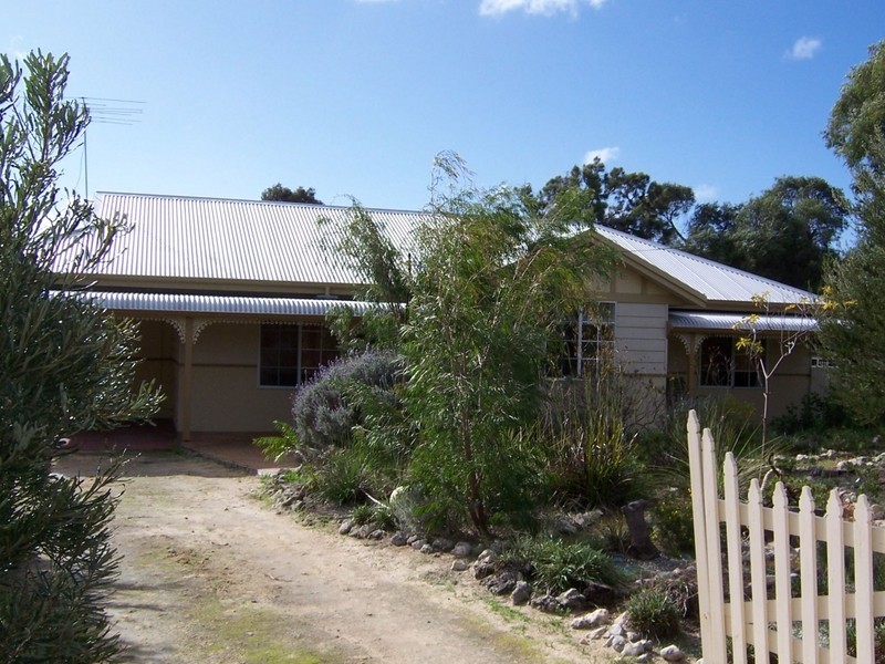 8 Luill Crescent, Dawesville WA 6211