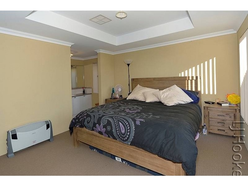 10 Balicup Way, Lakelands WA 6180