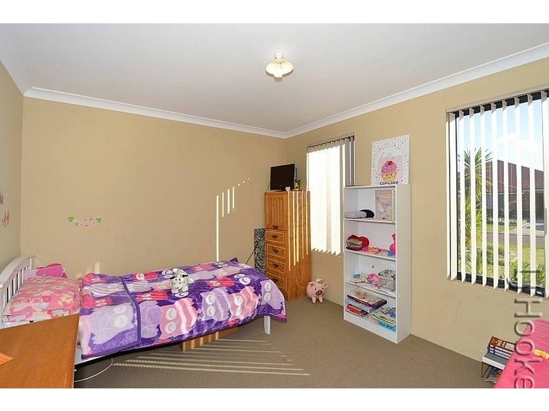 10 Balicup Way, Lakelands WA 6180