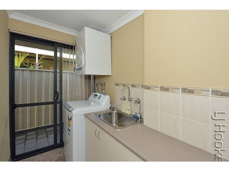 10 Balicup Way, Lakelands WA 6180