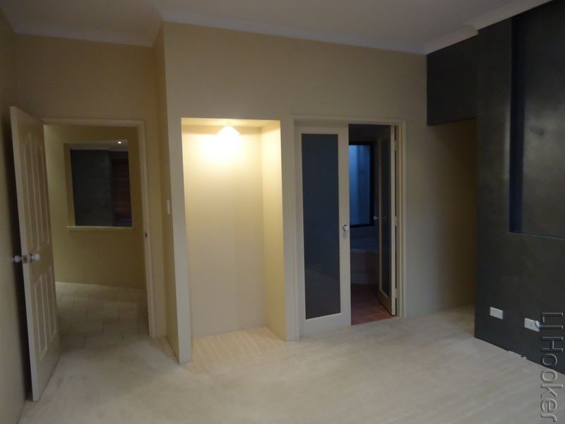 12 Northport Boulevard, Wannanup WA 6210