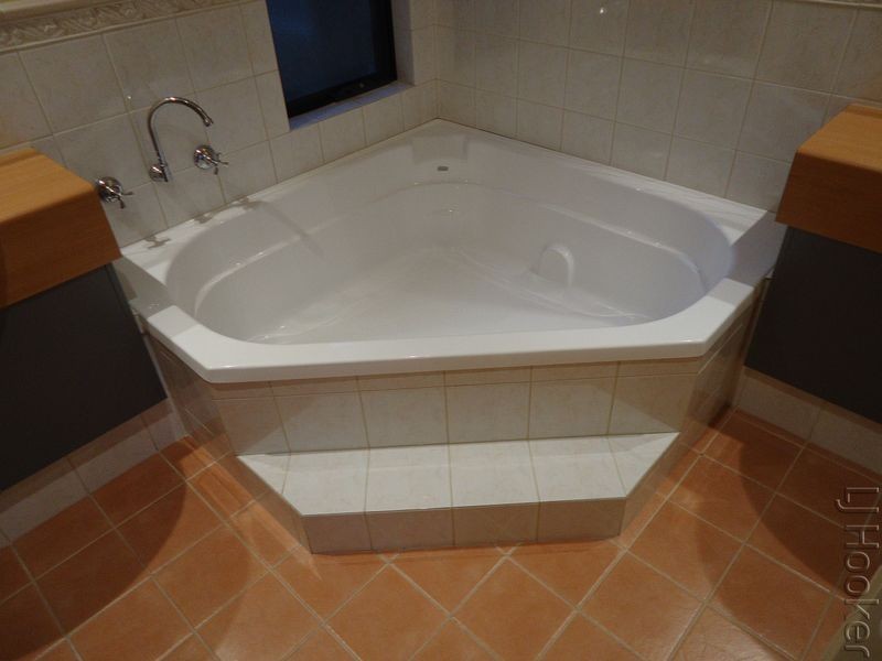 12 Northport Boulevard, Wannanup WA 6210