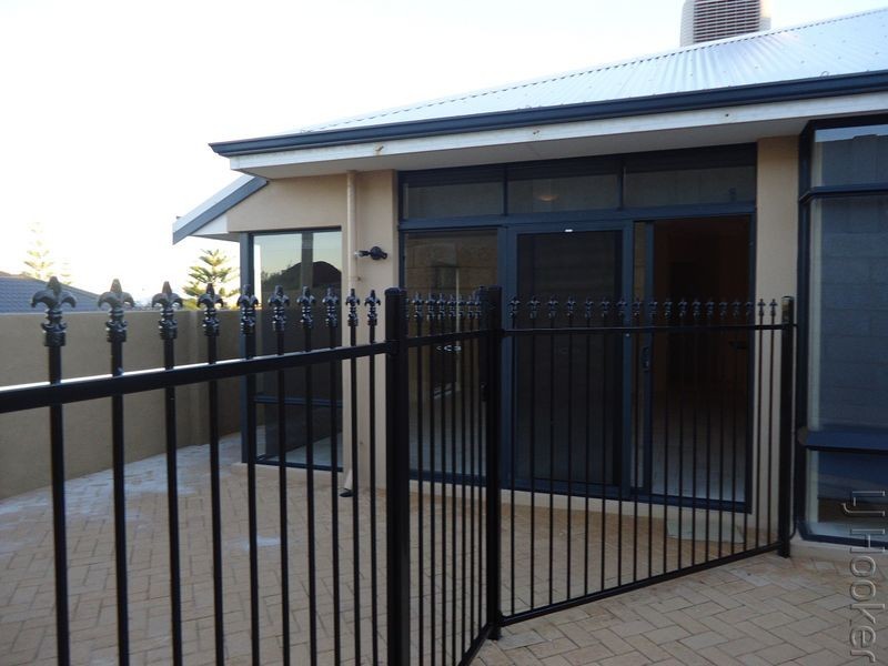 12 Northport Boulevard, Wannanup WA 6210