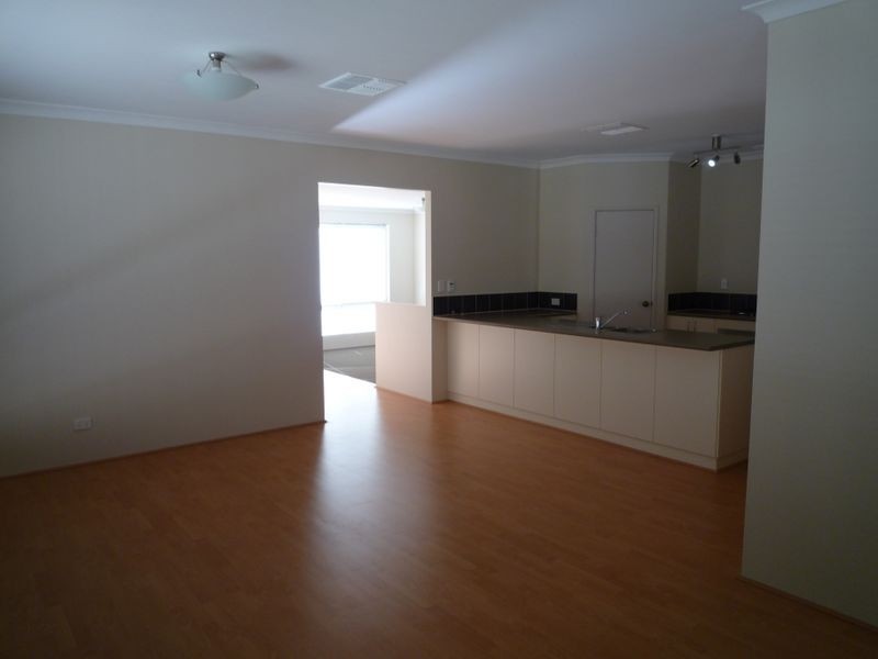 7b Roy Road, Coodanup WA 6210