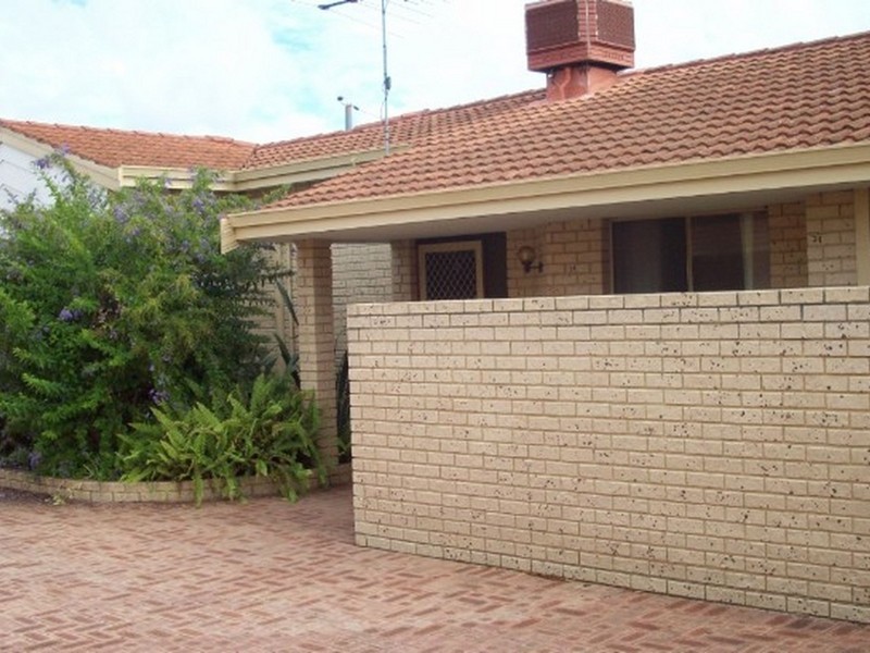 2/5 Shannon Road, Silver Sands WA 6210