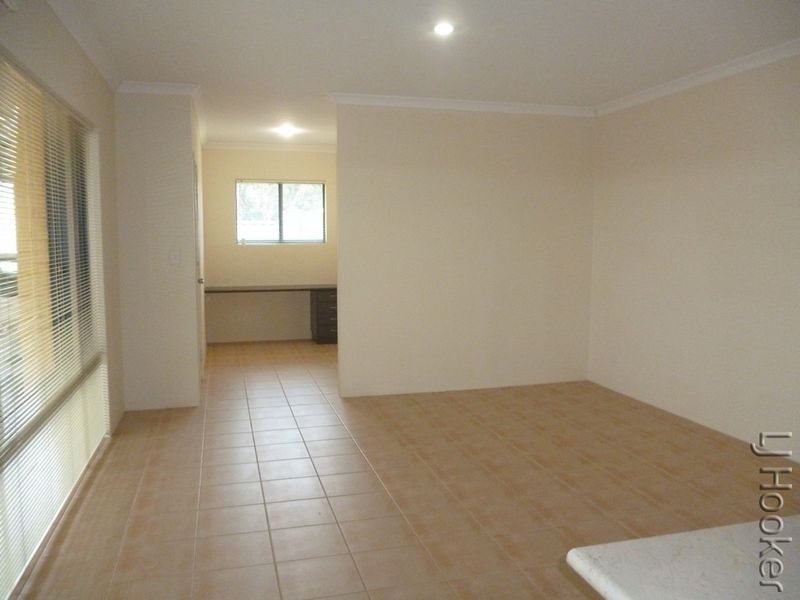 15 Bremer Way, South Yunderup WA 6208