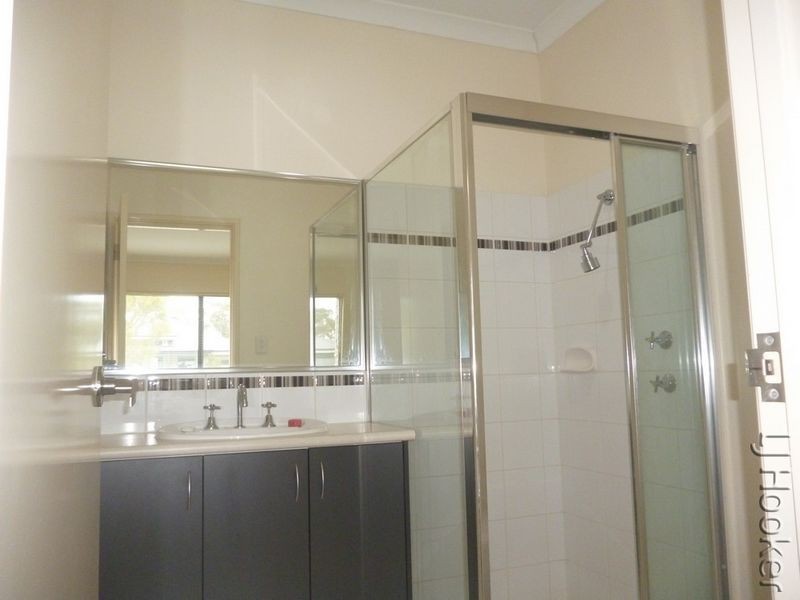 15 Bremer Way, South Yunderup WA 6208