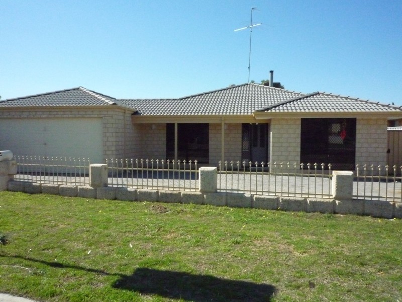 94 Waldron Boulevard, Greenfields WA 6210