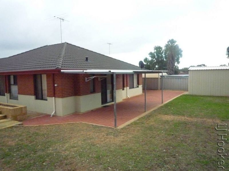 12 Olinda Court, Greenfields WA 6210