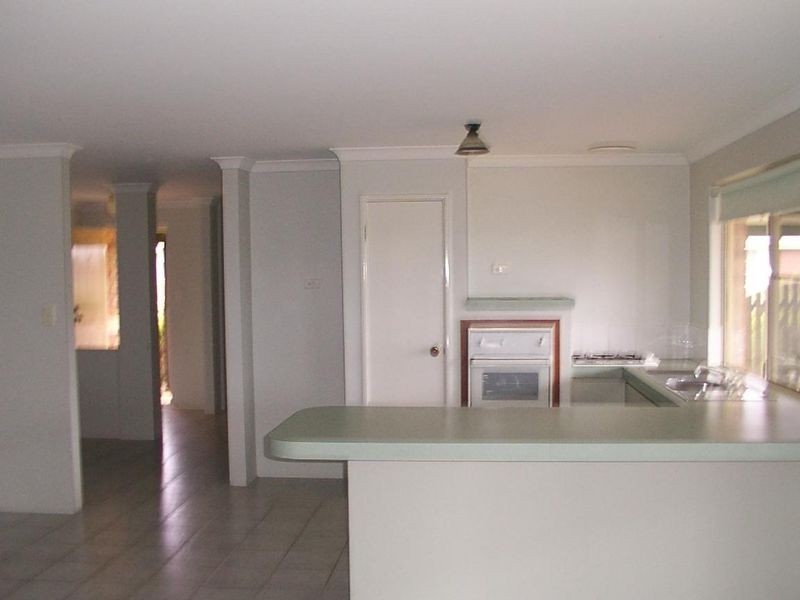 15 Augusta Mews, Meadow Springs WA 6210