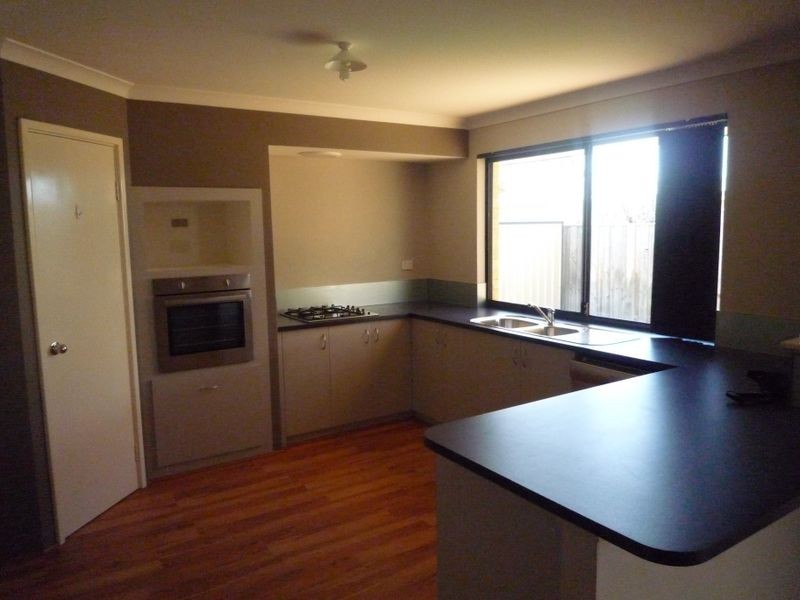 94 Oakleigh Drive, ERSKINE, Mandurah WA 6210
