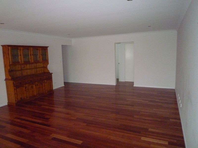 1 Dichondra Pass, Halls Head WA 6210