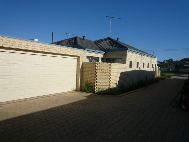 2/71 Gibson Street, Mandurah WA 6210