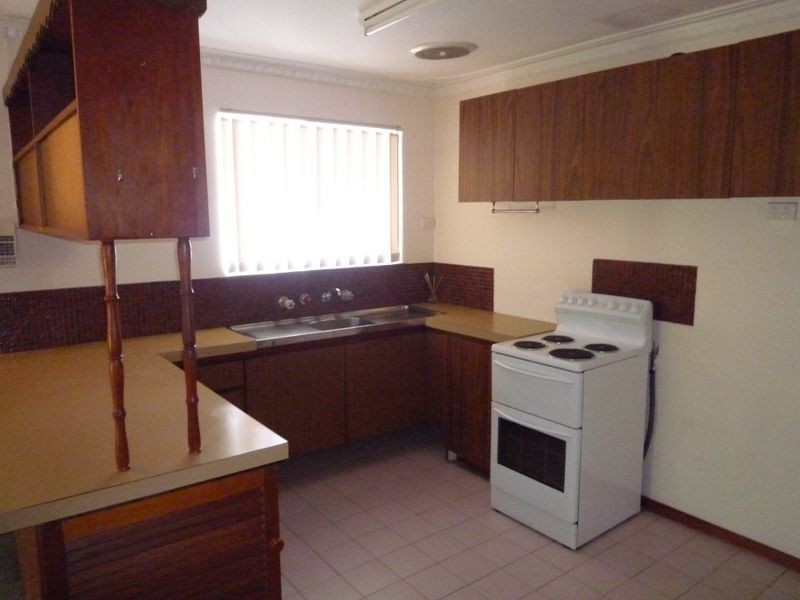 18B Clyde Place, Silver Sands WA 6210