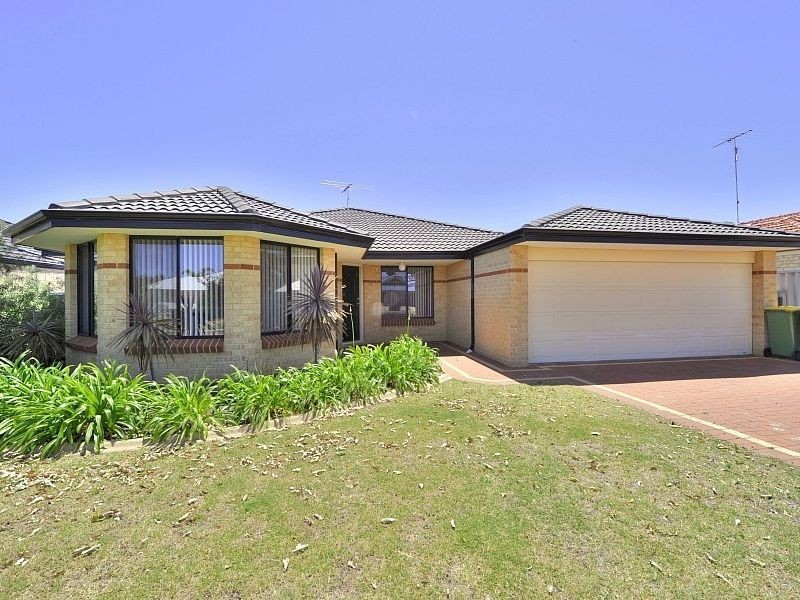 8 Chyverton Corner, Erskine WA 6210