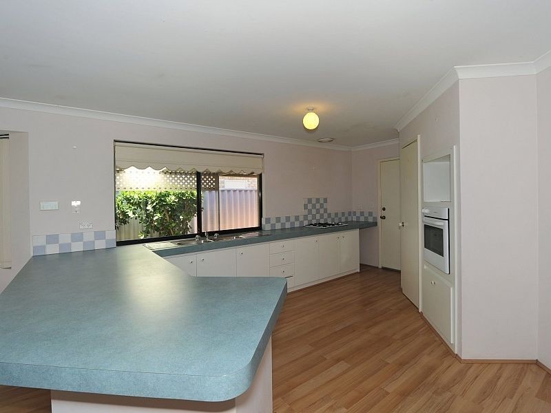 8 Chyverton Corner, Erskine WA 6210