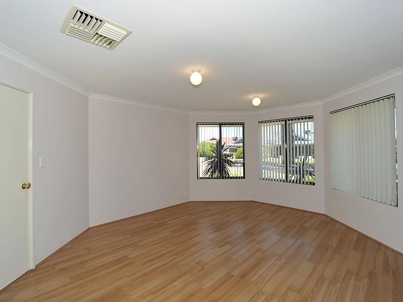 8 Chyverton Corner, Erskine WA 6210