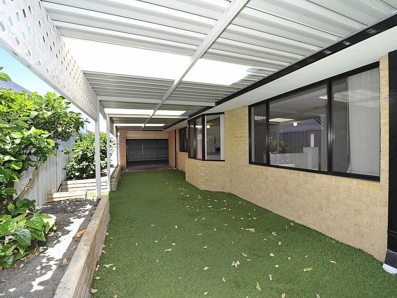 8 Chyverton Corner, Erskine WA 6210