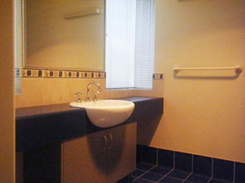 10 Addingham Boulevard, Madora Bay WA 6210