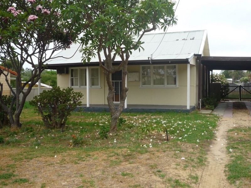 2 Stinton Street, Mandurah WA 6210