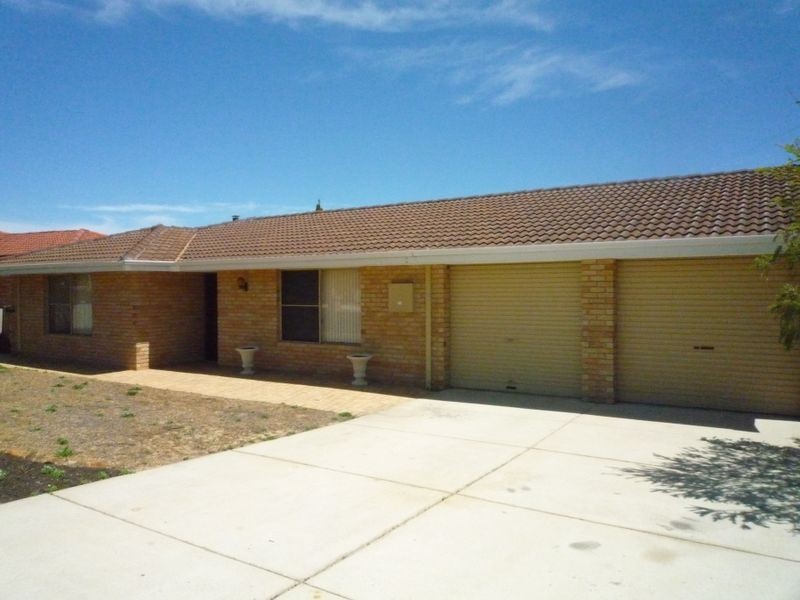 61 Portmarnock Circle, Halls Head WA 6210