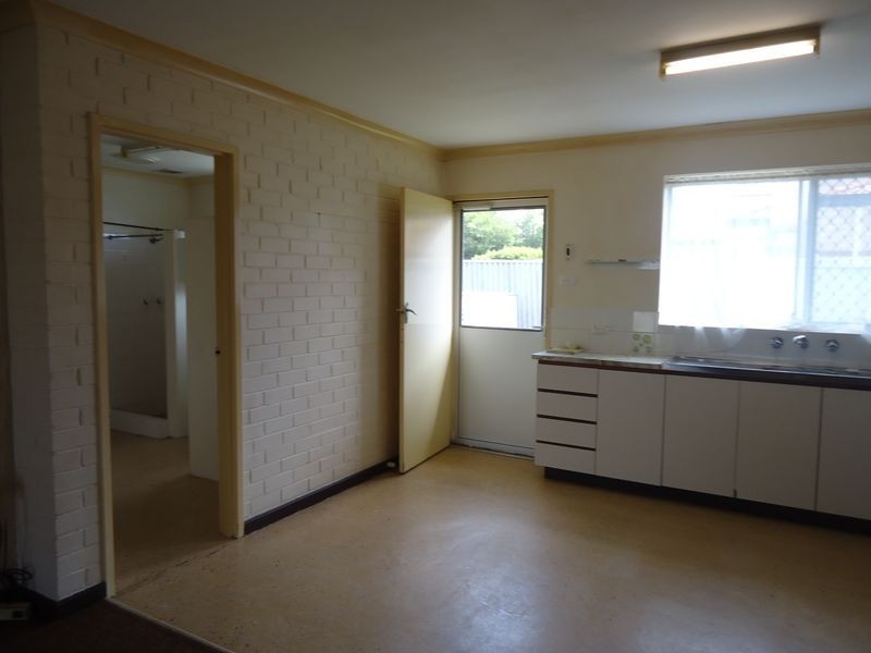 2/14 Beam Road, Silver Sands WA 6210