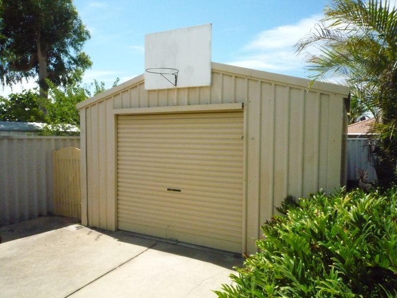 21 Abbotswood Parkway, Mandurah WA 6210