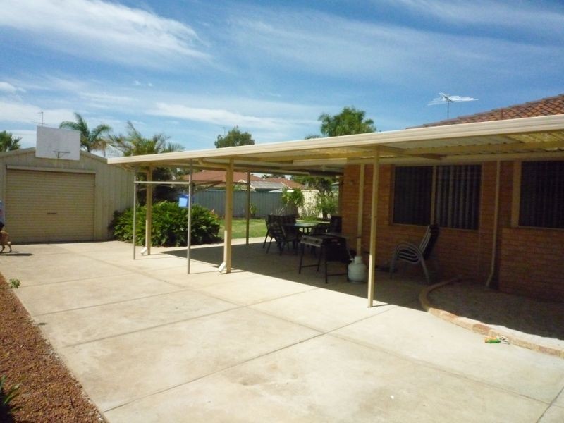 21 Abbotswood Parkway, Mandurah WA 6210