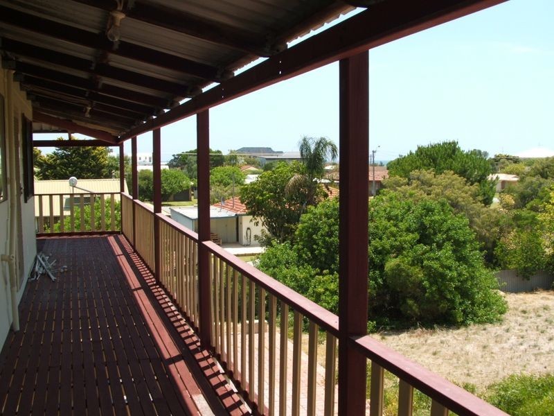 22 Selene Way, San Remo WA 6210