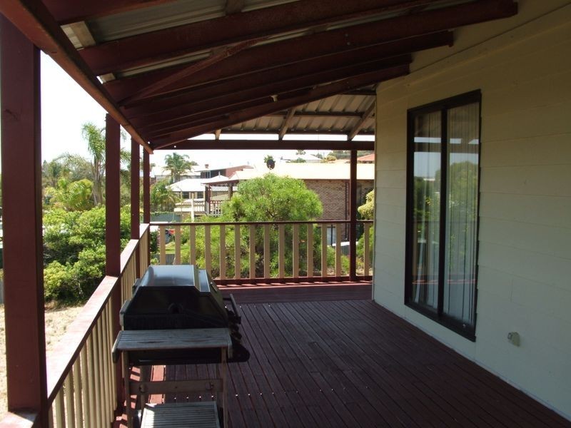 22 Selene Way, San Remo WA 6210