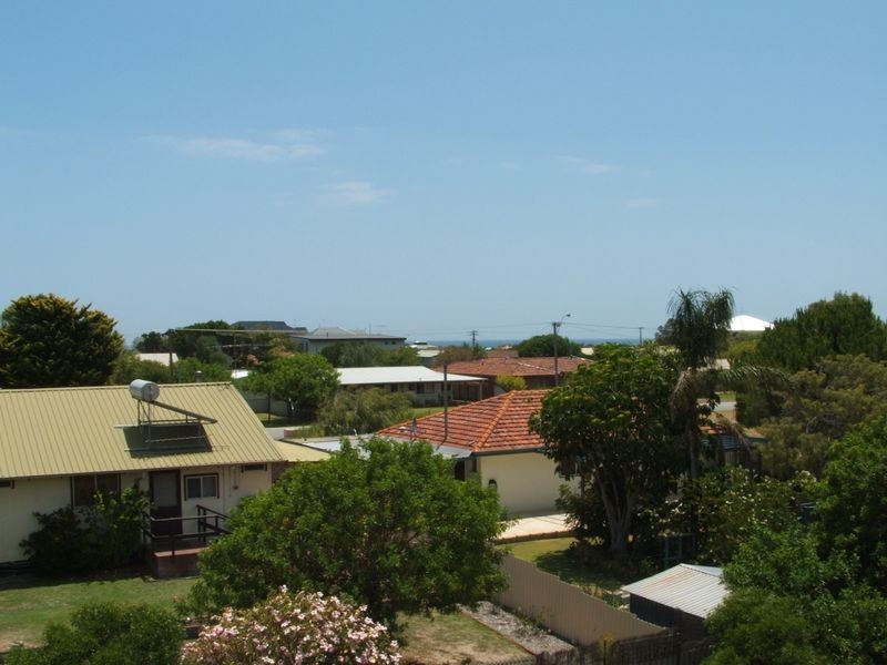 22 Selene Way, San Remo WA 6210