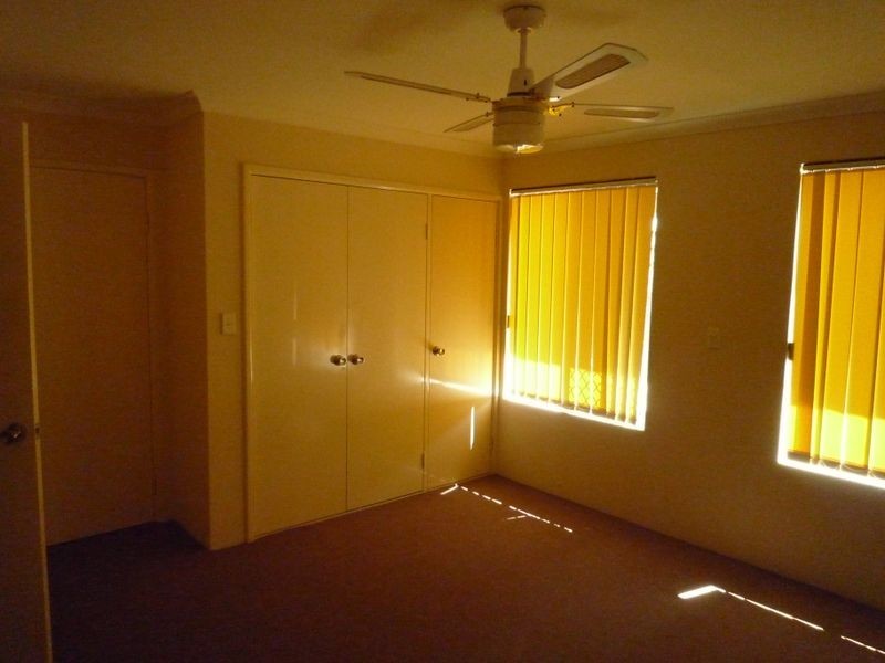 1/8 Moat Street, Mandurah WA 6210