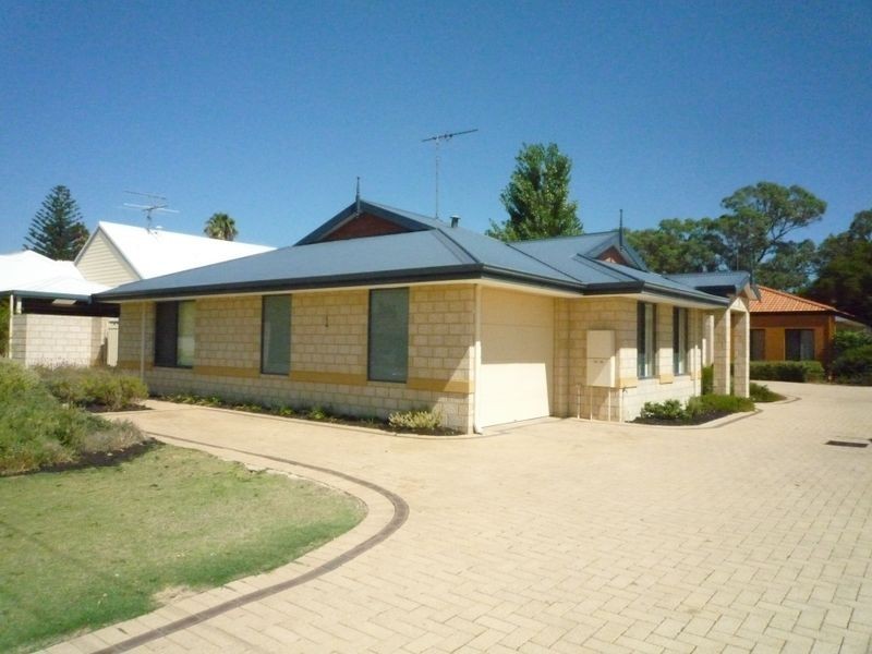 1/8 Moat Street, Mandurah WA 6210