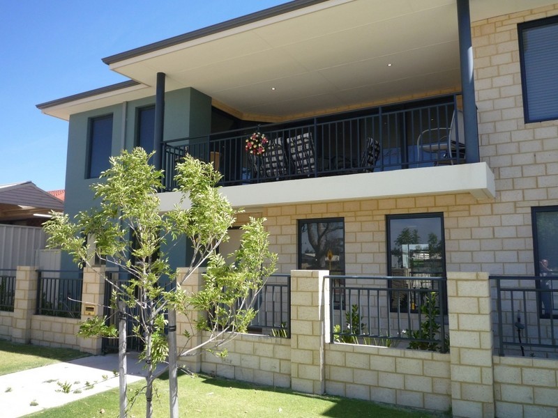 5/5 Hackett Street, Mandurah WA 6210