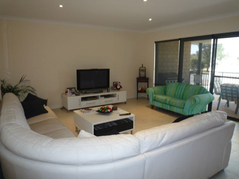 5/5 Hackett Street, Mandurah WA 6210