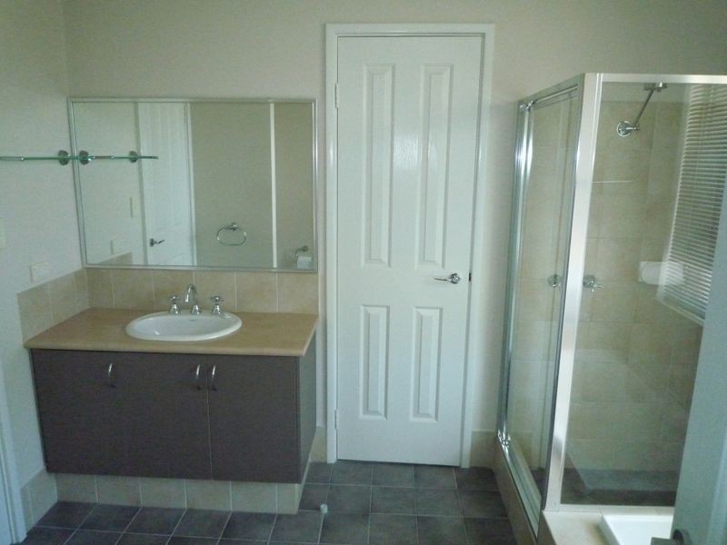 3/3 First Avenue, Mandurah WA 6210