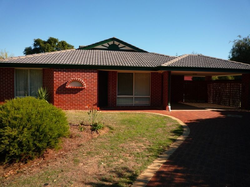 6 Winnipeg Court, Greenfields WA 6210